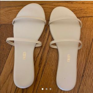 TKEES Gemma Sandal in Off White/Cream